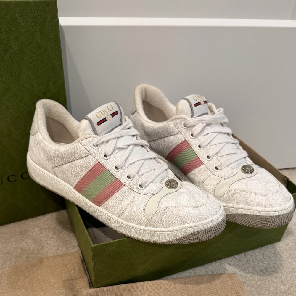 Gucci Sneakers - Picture 12 of 14